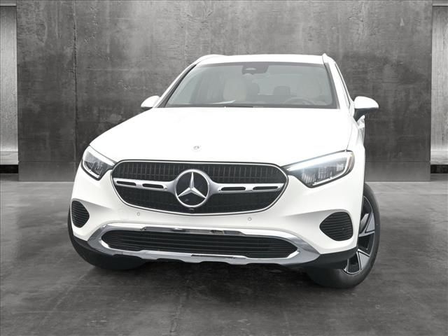 2024 Mercedes-Benz GLC 300