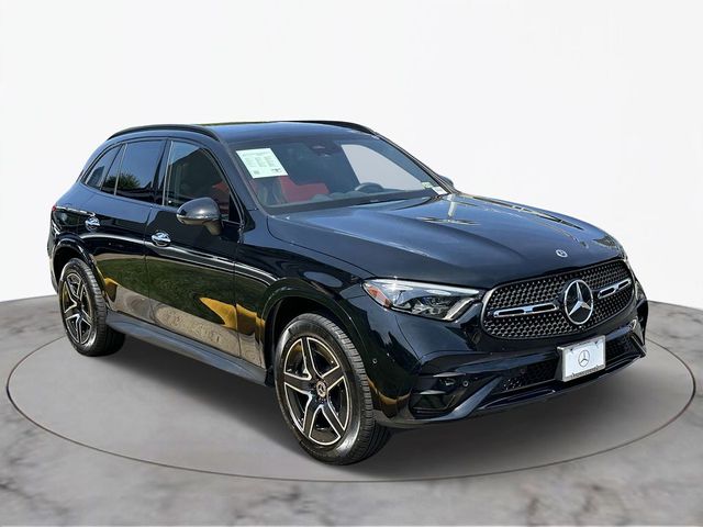 2024 Mercedes-Benz GLC 300