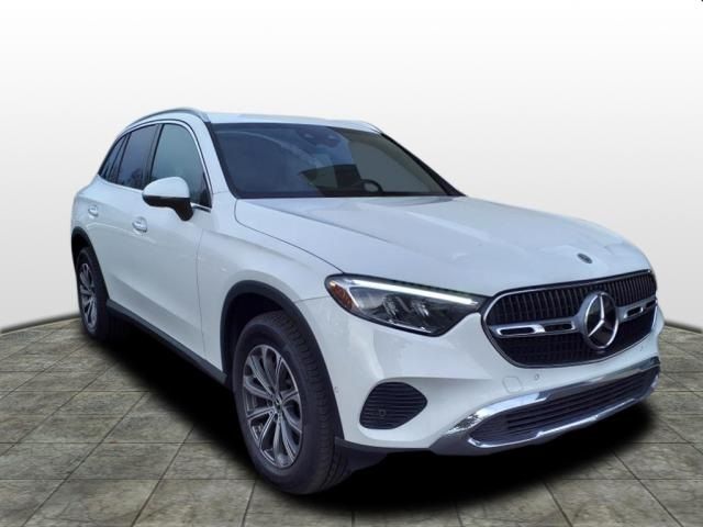 2024 Mercedes-Benz GLC 300