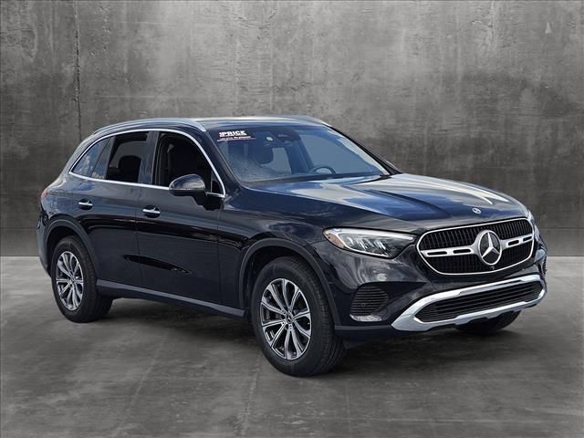 2024 Mercedes-Benz GLC 300