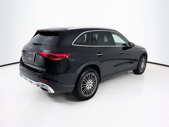 2024 Mercedes-Benz GLC 300