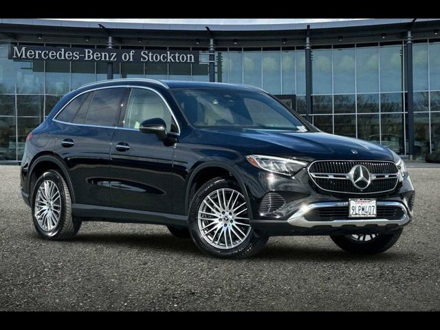 2024 Mercedes-Benz GLC 300