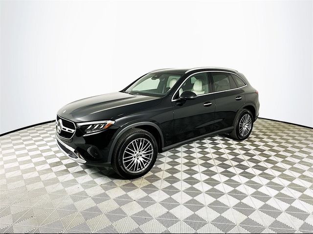 2024 Mercedes-Benz GLC 300