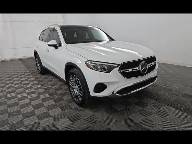 2024 Mercedes-Benz GLC 300