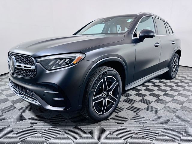 2024 Mercedes-Benz GLC 300