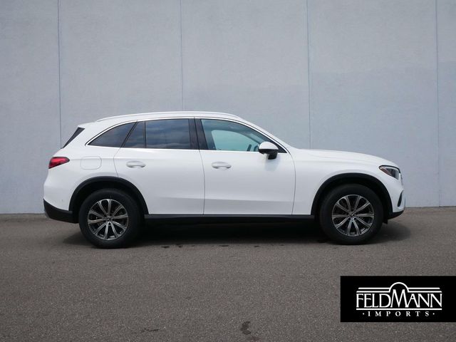 2024 Mercedes-Benz GLC 300