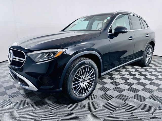 2024 Mercedes-Benz GLC 300