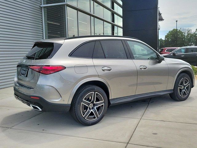 2024 Mercedes-Benz GLC 300