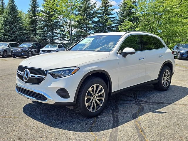 2024 Mercedes-Benz GLC 300