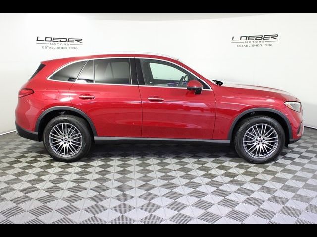 2024 Mercedes-Benz GLC 300