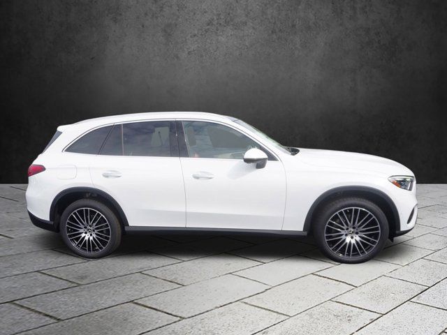 2024 Mercedes-Benz GLC 300