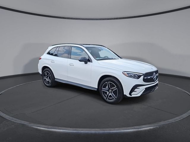 2024 Mercedes-Benz GLC 300