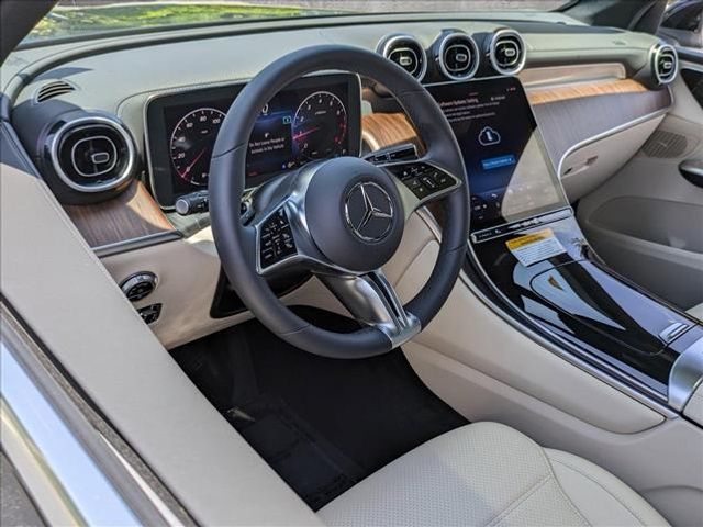 2024 Mercedes-Benz GLC 300