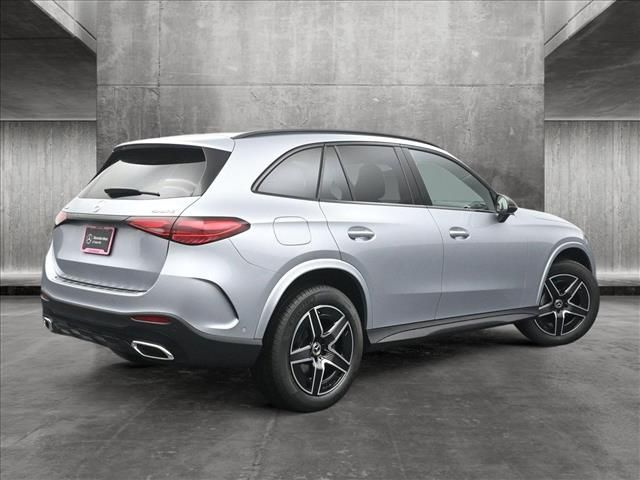 2024 Mercedes-Benz GLC 300