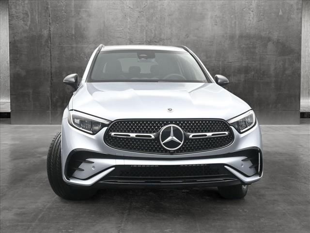 2024 Mercedes-Benz GLC 300