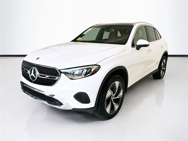 2024 Mercedes-Benz GLC 300