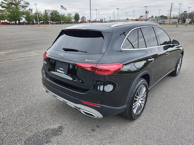 2024 Mercedes-Benz GLC 300