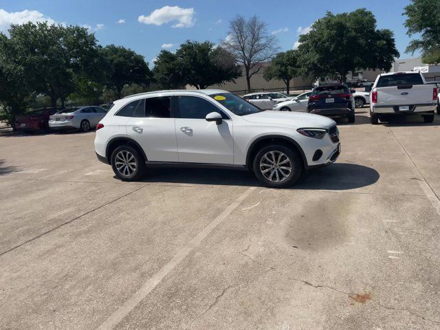 2024 Mercedes-Benz GLC 300