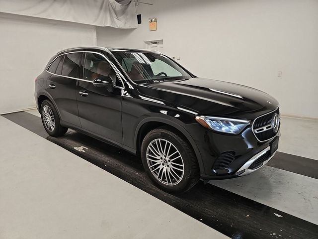 2024 Mercedes-Benz GLC 300