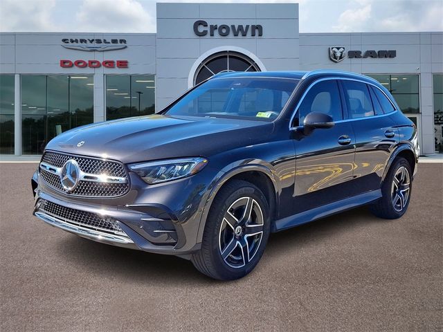 2024 Mercedes-Benz GLC 300