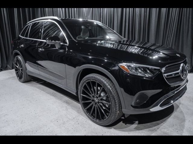 2024 Mercedes-Benz GLC 300