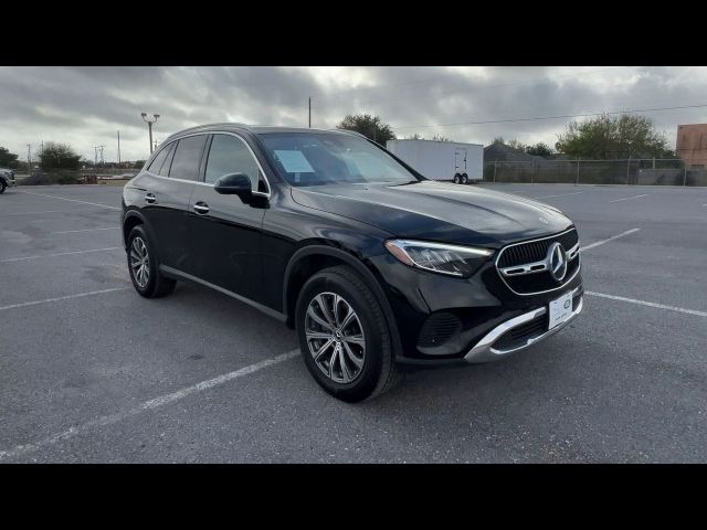 2024 Mercedes-Benz GLC 300