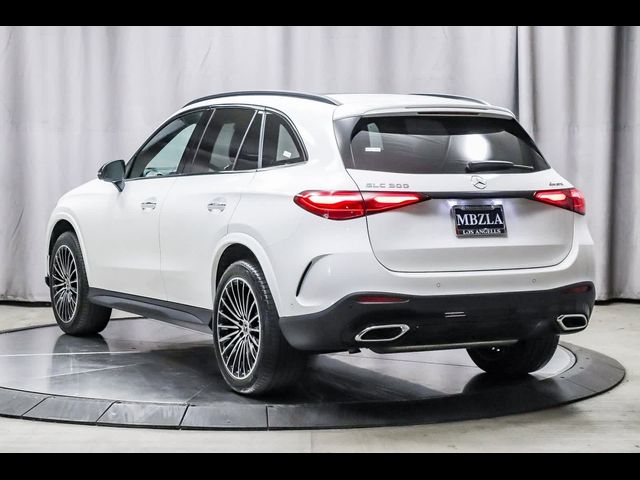 2024 Mercedes-Benz GLC 300