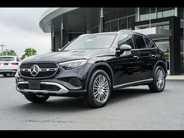 2024 Mercedes-Benz GLC 300