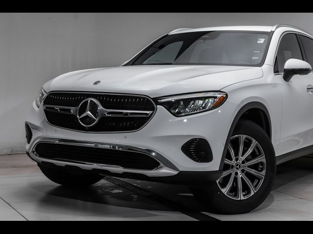 2024 Mercedes-Benz GLC 300