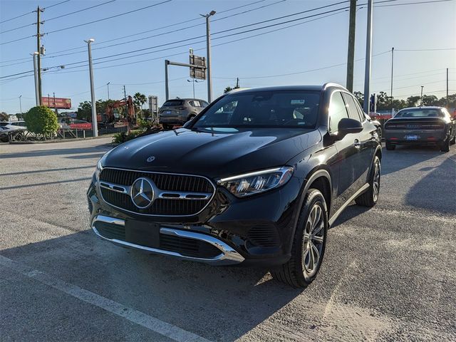 2024 Mercedes-Benz GLC 300