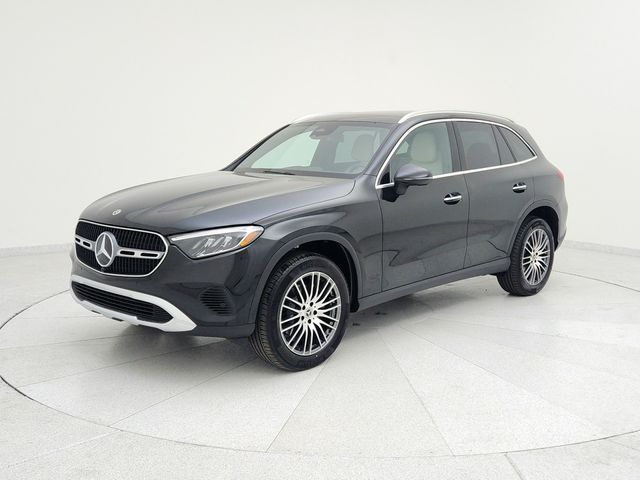 2024 Mercedes-Benz GLC 300