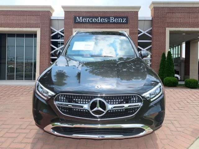 2024 Mercedes-Benz GLC 300