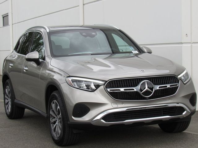 2024 Mercedes-Benz GLC 300