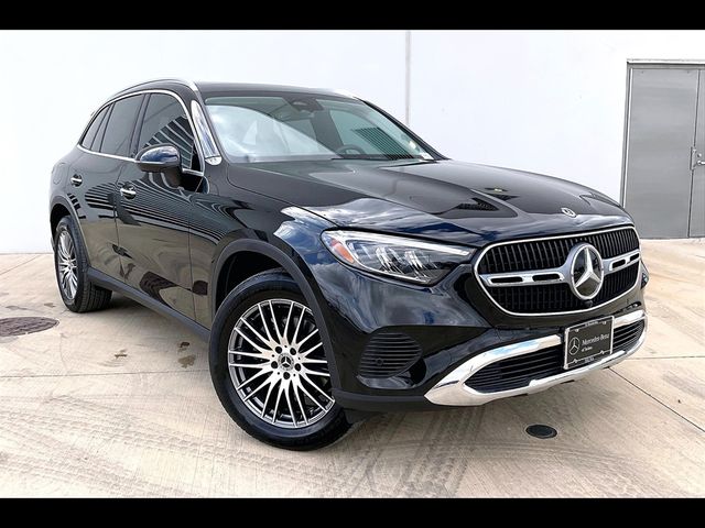 2024 Mercedes-Benz GLC 300