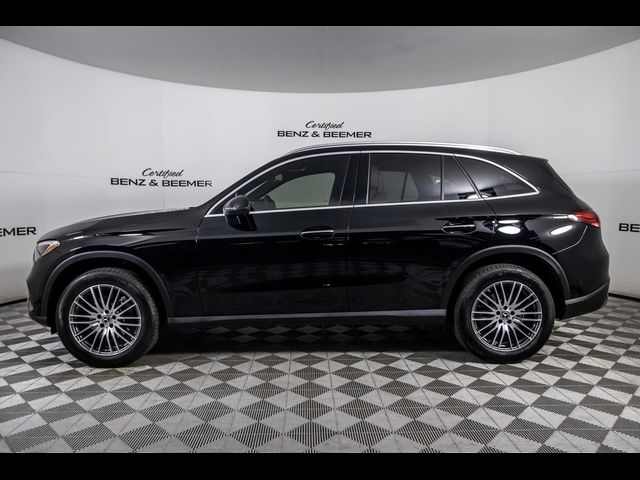 2024 Mercedes-Benz GLC 300