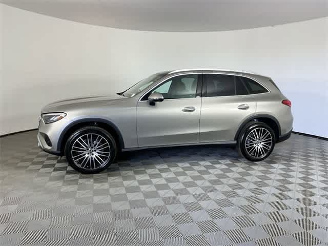 2024 Mercedes-Benz GLC 300