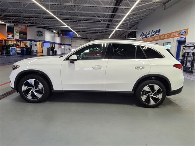 2024 Mercedes-Benz GLC 300