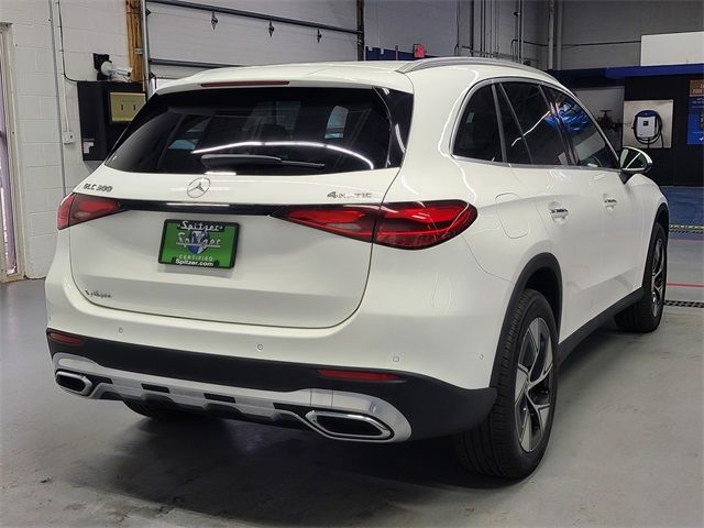 2024 Mercedes-Benz GLC 300