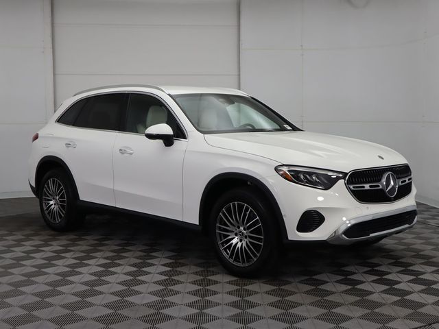 2024 Mercedes-Benz GLC 300