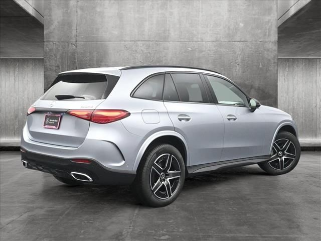 2024 Mercedes-Benz GLC 300