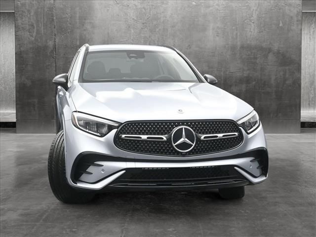 2024 Mercedes-Benz GLC 300