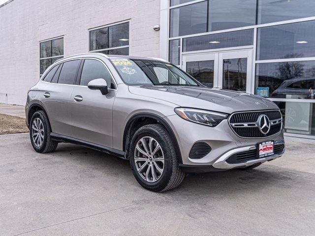 2024 Mercedes-Benz GLC 300