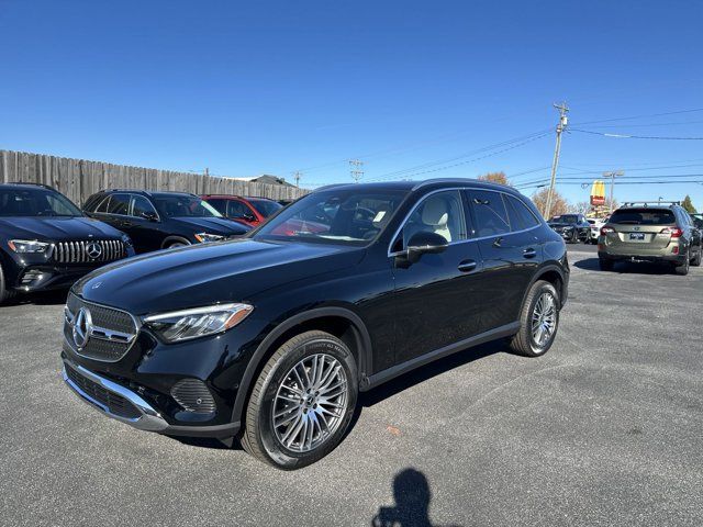 2024 Mercedes-Benz GLC 300