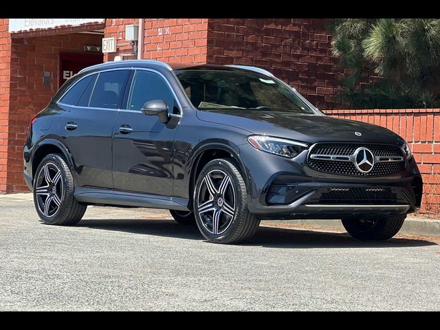 2024 Mercedes-Benz GLC 300