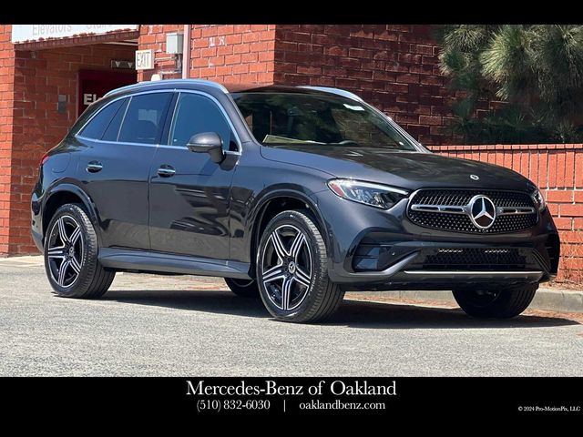 2024 Mercedes-Benz GLC 300