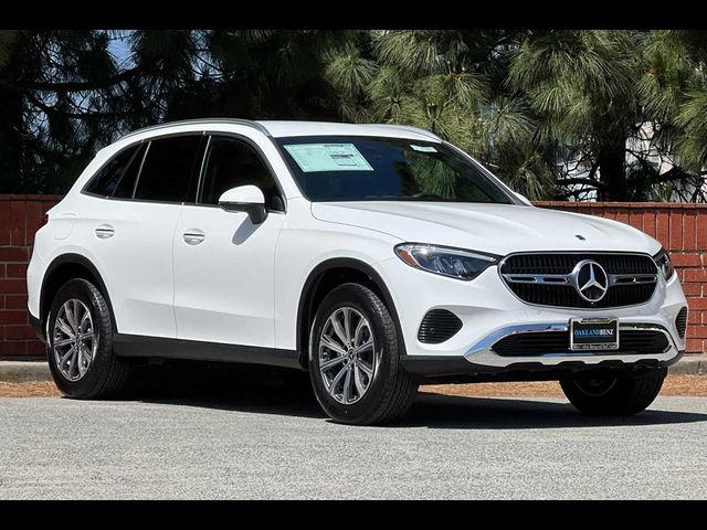 2024 Mercedes-Benz GLC 300