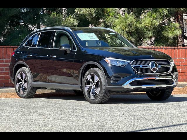 2024 Mercedes-Benz GLC 300