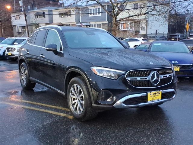 2024 Mercedes-Benz GLC 300