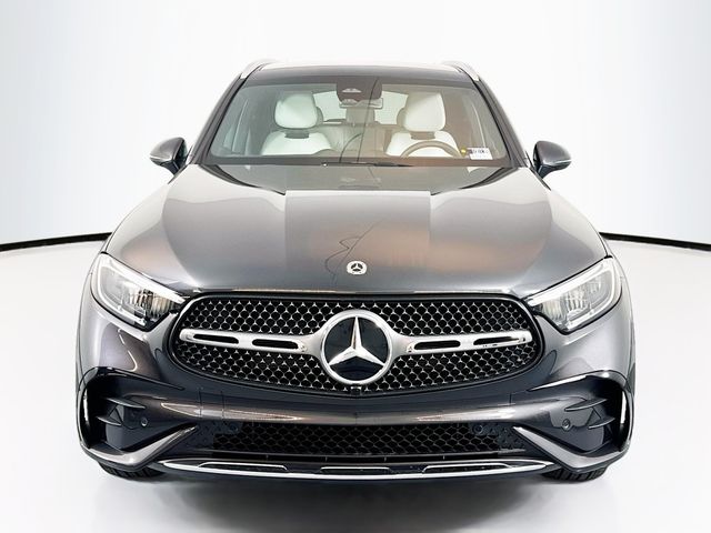 2024 Mercedes-Benz GLC 300