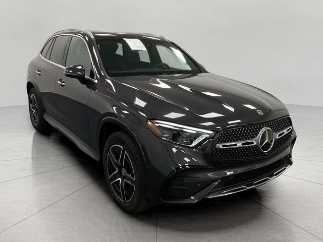 2024 Mercedes-Benz GLC 300